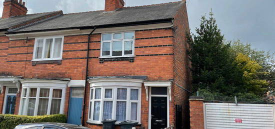 4 bedroom terraced house