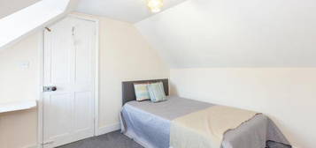 3 bedroom house share