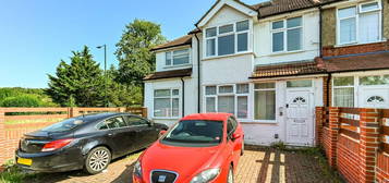 4 bed semi-detached house to rent