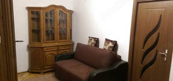 Apartament cu 2 camere in Alexandru cel Bun-Lic.Miron Costin