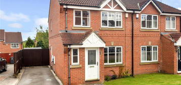 3 bed semi-detached house for sale