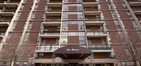 2 Horizon Rd #1403, Fort Lee, NJ 07024