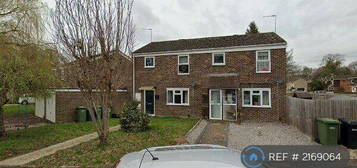 3 bedroom semi-detached house