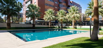 Dúplex en venta en calle Emir