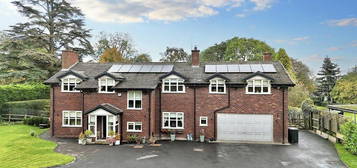 6 bedroom detached house for sale