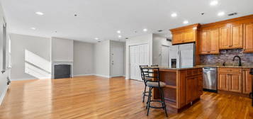 158 Newark St #3, Hoboken, NJ 07030