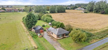 2 bedroom detached bungalow for sale