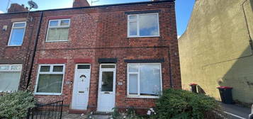 3 bedroom end of terrace house