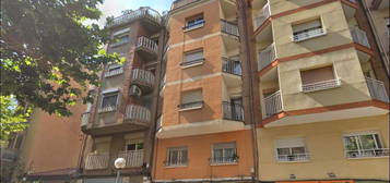 Piso en venta en Amadeu Vives, 49, Pubilla Cases