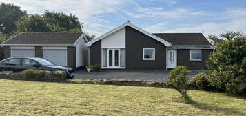 4 bedroom bungalow for sale