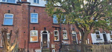 4 bedroom terraced house