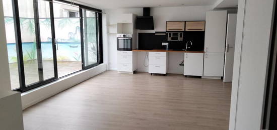 Appartement  à louer, 3 pièces, 2 chambres, 60 m²