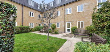 3 bed flat to rent