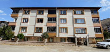 KIZILCAOBA MH. OSMANLI CD.DE SATILIK 3+1 DOGALGAZLI DAİRE