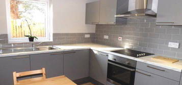 2 bed flat to rent