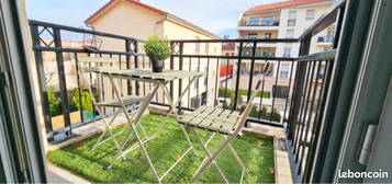 T3 meublé 66 m2 avec terrasse- place chavanelle