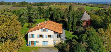 Maison de plain-pied  à vendre, 5 pièces, 4 chambres, 200 m²