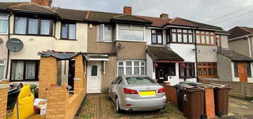 3 bed terraced house for sale