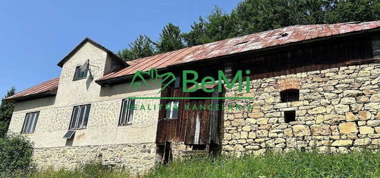 Rodinný dom Vysoká nad Kysucou, Semeteš, 2259m2     130-12-P