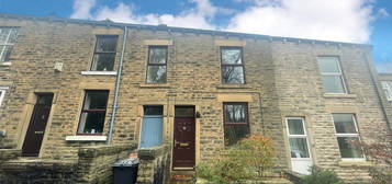 Terraced house to rent in Sunlaws Street, Glossop, Derbyshire SK13