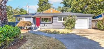 1502 Maple St, Forest Grove, OR 97116