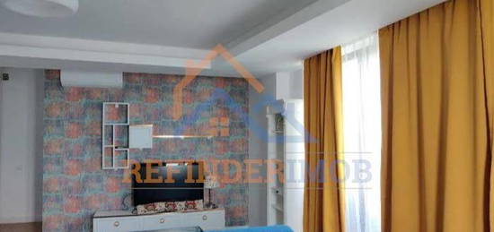 Apartament 3 camere de inchiriat