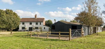 5 bedroom farm house for sale