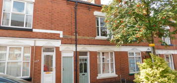 4 bedroom terraced house