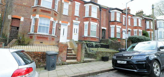 3 bedroom terraced house