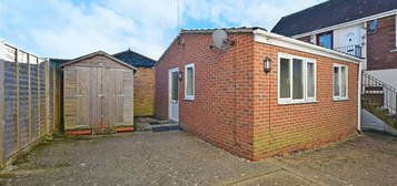 1 bed detached bungalow to rent