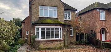 4 bed detached house for sale