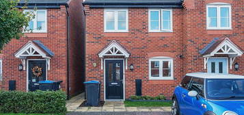 2 bedroom semi-detached house for sale