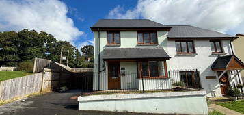 3 bed semi-detached house for sale