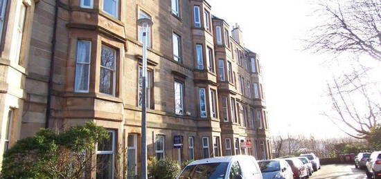 3 bed flat to rent