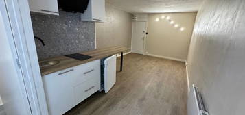 Studio  à vendre, 1 pièce, 21 m², Étage 0/–