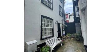 Detached house to rent in East Parade, Hastings TN34