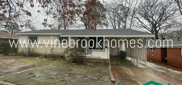 7 Alameda Dr, Little Rock, AR 72204