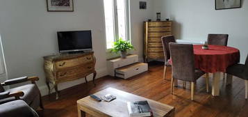 Appartement meublé  à louer, 3 pièces, 2 chambres, 65 m²