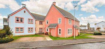 2 bed semi-detached house for sale