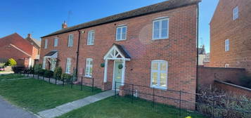 3 bedroom semi-detached house