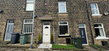 Terraced house to rent in Harold Street, Bingley BD16