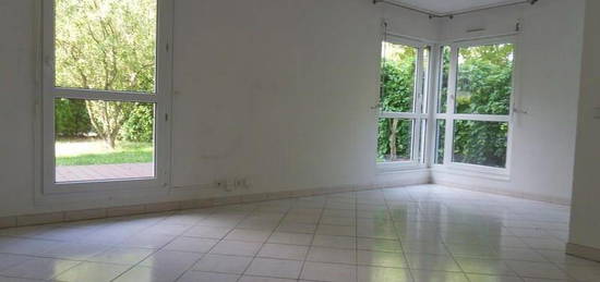 Appartement  à louer, 3 pièces, 2 chambres, 66 m²