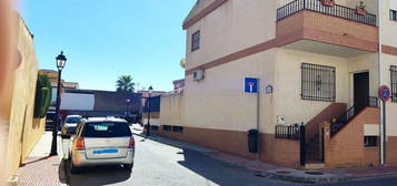 Chalet adosado en venta en carretera Híjar-Gabia