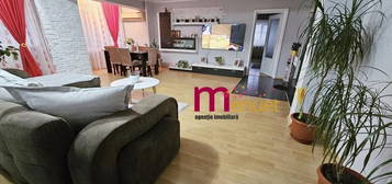 Apartament 3 camere,str.Spitalului, etaj 1, 105 mp