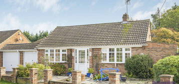 2 bed detached bungalow for sale