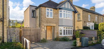 Detached house to rent in Oxford Road, Cambridge, Cambridgeshire CB4