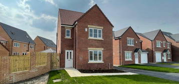 4 bedroom detached house