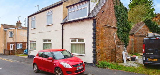 3 bed detached house for sale