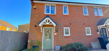 2 bed semi-detached house for sale