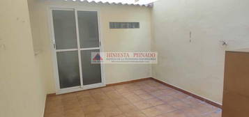 Piso en venta en El Juncal - Vallealto